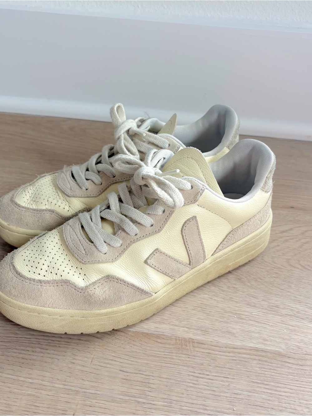 Veja V-90 Cream & Suede Sneakers